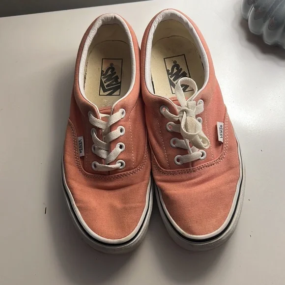 Vans - Picture 2 of 3
